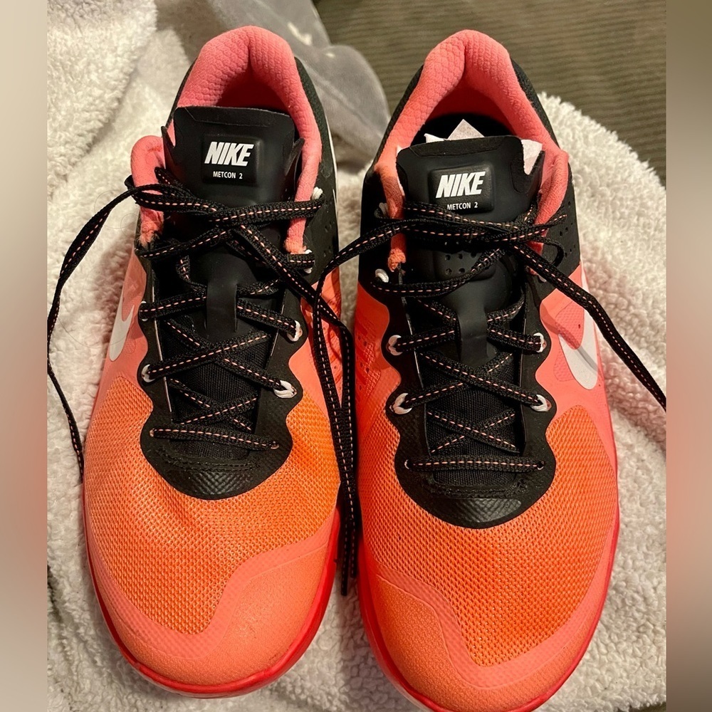 Nike flywire metcon 2 bright orange training shoes